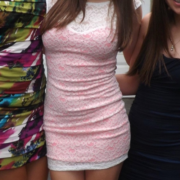 SOLD - White/ pink stylish dress - Picture 6 of 6